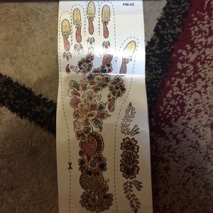 Temporary Henna Tattoo