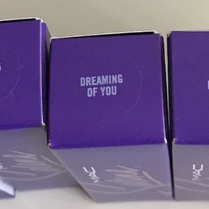 MAC Selena
