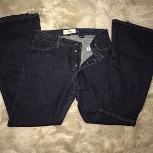 Gap flare jean