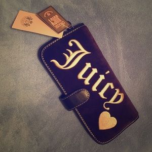 Juicy Couture Makeup Brush Set (NWT)