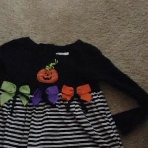 Cute!   Halloween bow striped dress/shirt