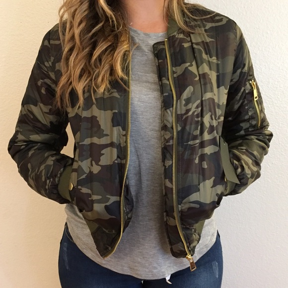 Camo Padded Bomber Jacket - Picture 4 of 4