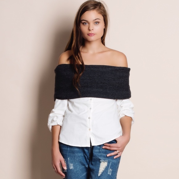 1DAYSALE Off Shoulder Button Down Blouse - Picture 2 of 4