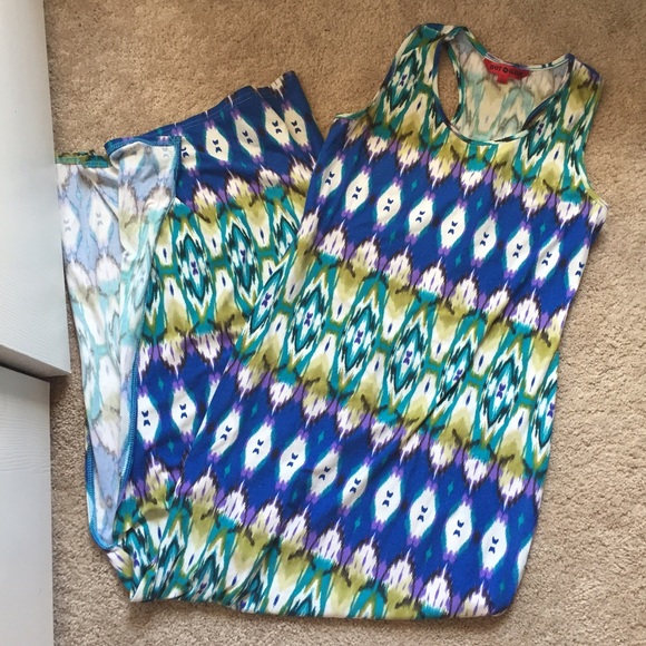 Super soft adorable maxi size large (juniors)