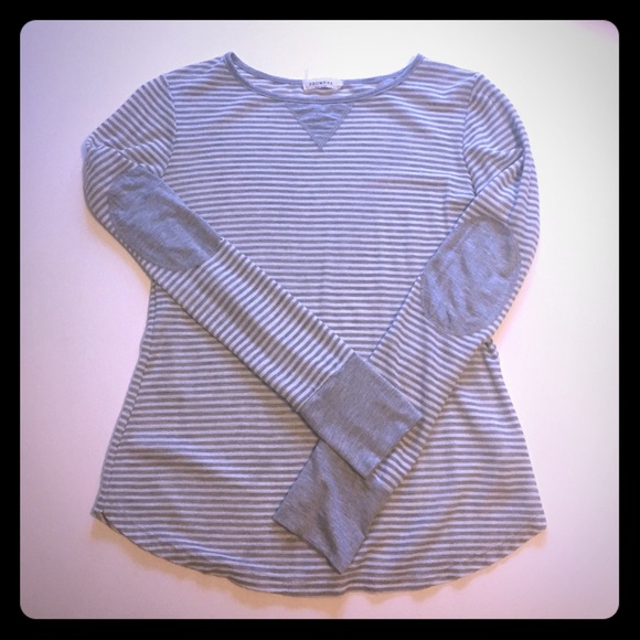 Adorable long sleeved gray and white striped shirt