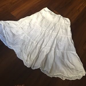 Peca's ruffle skirt