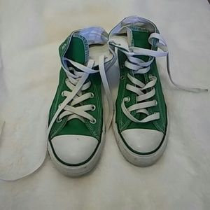 Green allstar chucks