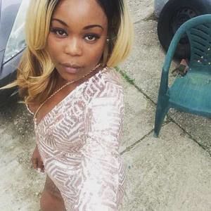 Meet your Posher, Theresa