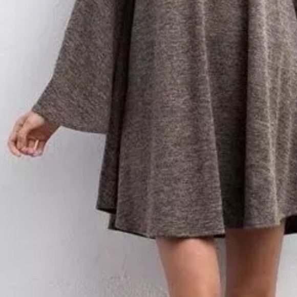 SWING DRESS Stretchy Bell Sleeve Draped Mini Tunic - Picture 2 of 6