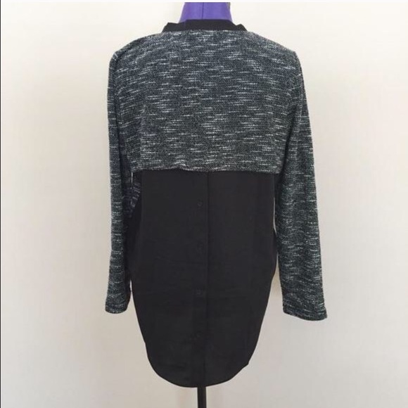 Button Back Sweater - Picture 4 of 4