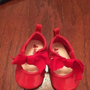 Gap holiday red patent Mary Janes never worn.