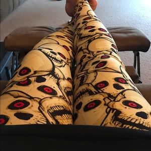 NWT LuLaRoe Skulls!!