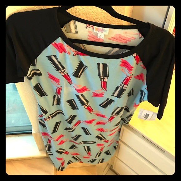 New with tags- LulaRoe - Large - Julia -