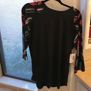 New with tags - lularoe- Lipstick -  Randy