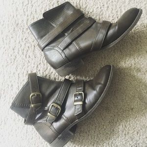 Dark Brown Fall Boots!