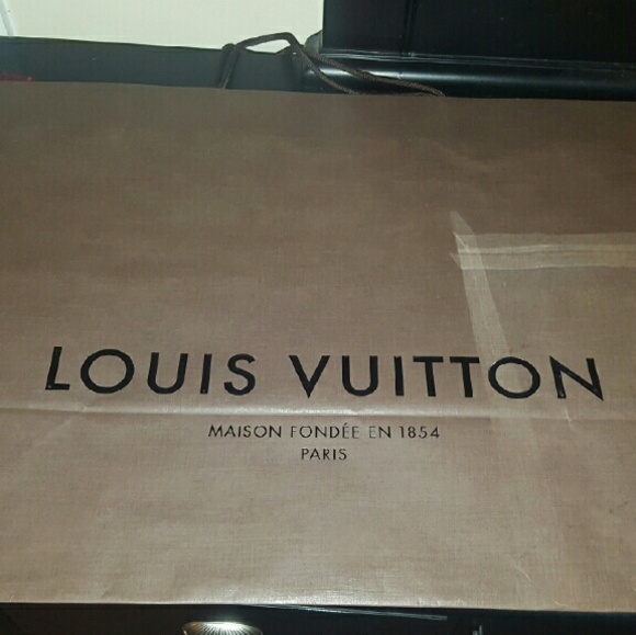 Louis Vuitton bag medium large 2016 collection - Picture 1 of 1