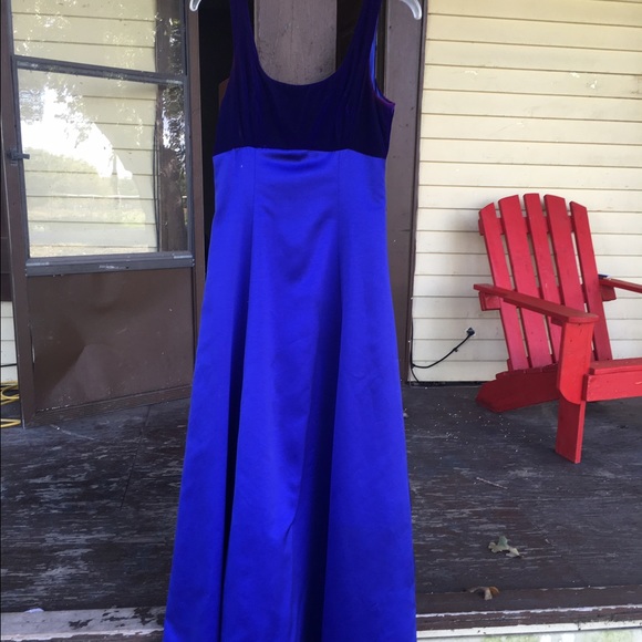 Long blue dress