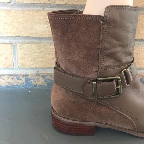 Vince Camuto Ankle Boots - Picture 2 of 4