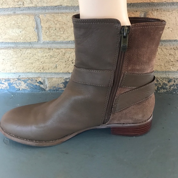 Vince Camuto Ankle Boots - Picture 4 of 4