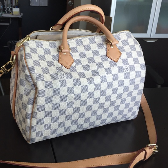 LV Damier Speedy