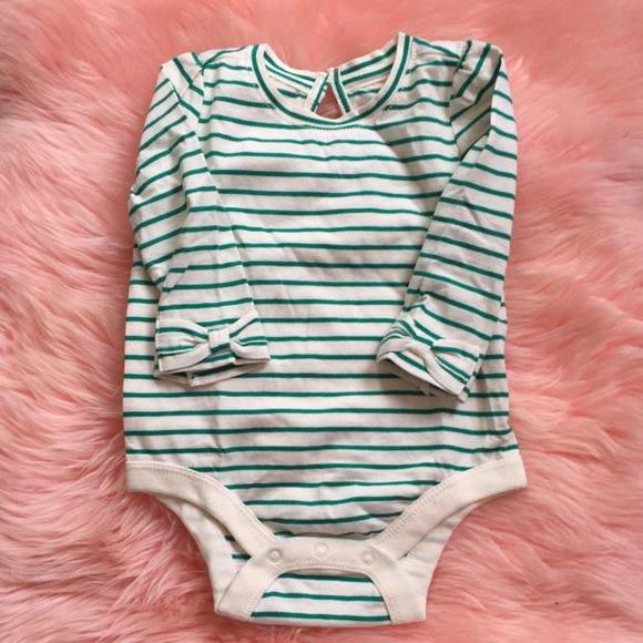 2️⃣🆕Baby Gap Bodysuits - Picture 2 of 4