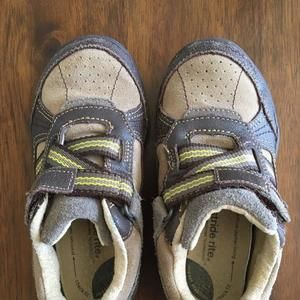 Stride Rite leather shoes