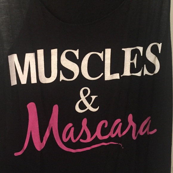ONLY 1 LEFT NWT Graphic TankTop "Muscles &Mascara" - Picture 2 of 3