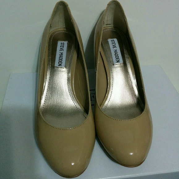 Steve Madden Ulltra heels - Picture 1 of 2