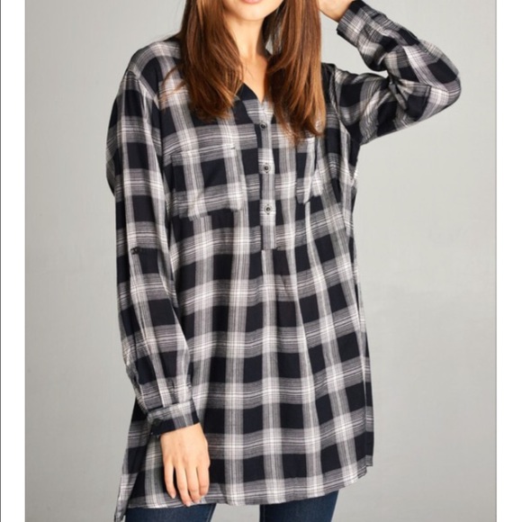 💥HOST PICK 11/6💥BUTTON DOWN PLAID TUNIC - Picture 3 of 4