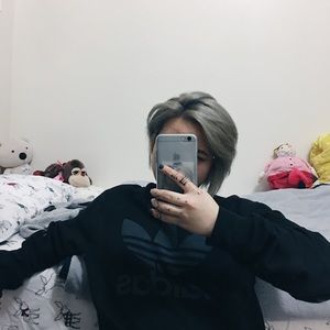 Meet your Posher, Yongqi