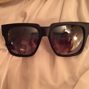 Black Quay On The Prowl Sunglasses