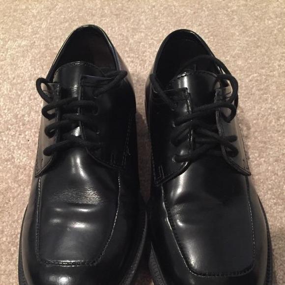 Kenneth Cole Black Dress Shoes