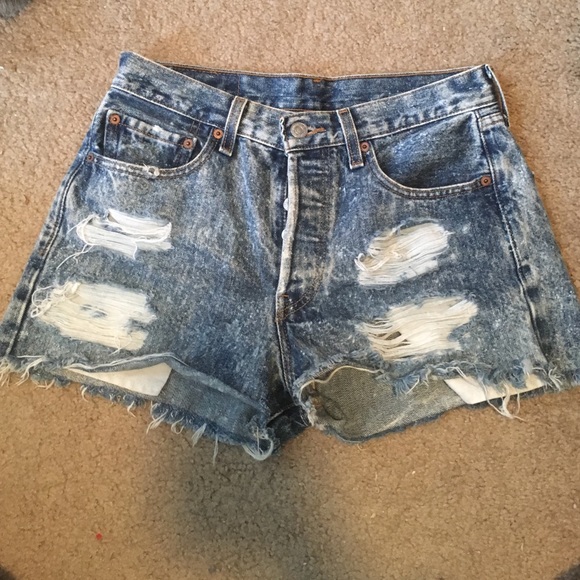 Levi's high waisted shorts