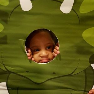 Meet your Posher, Jonalyn