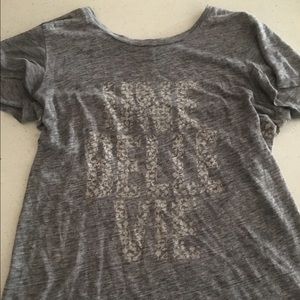 "Une Belle Vie" shirt