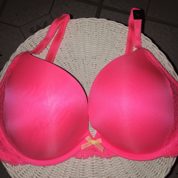 V.s bra