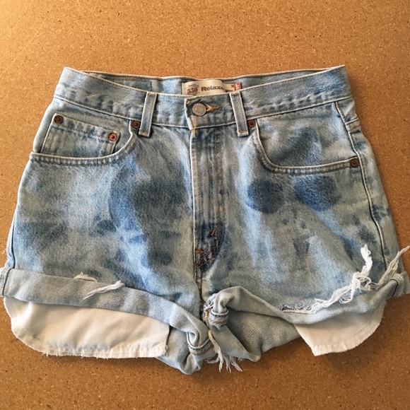 Levi's acid wash cut off shorts