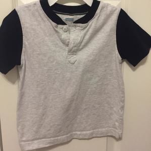 Basic short sleeve T shirt