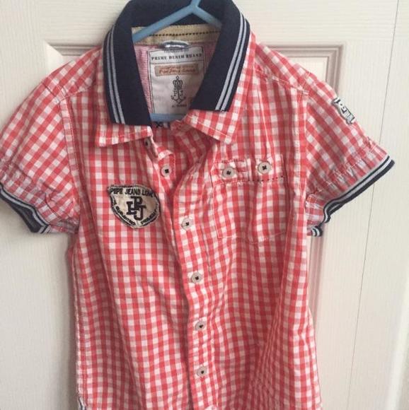 Short sleeved shirt