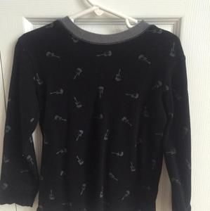 Long sleeved black guitar shirt