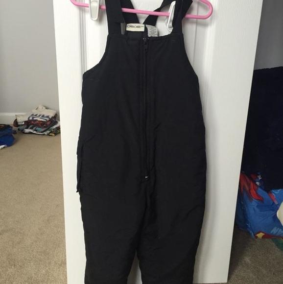 Snow bin pants in black