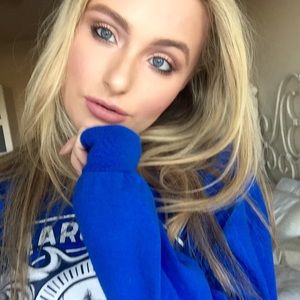 Meet your Posher, Cassie