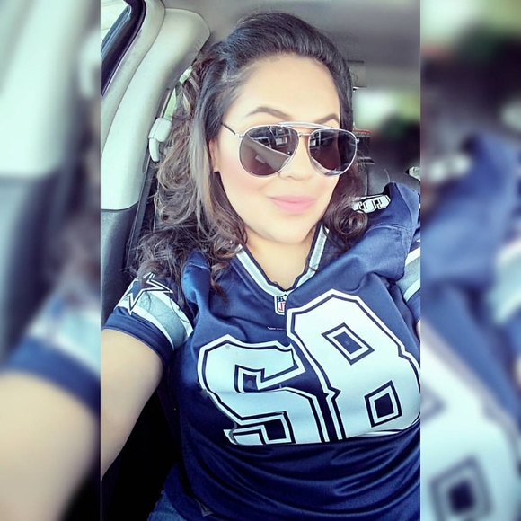 Meet your Posher, Jolene