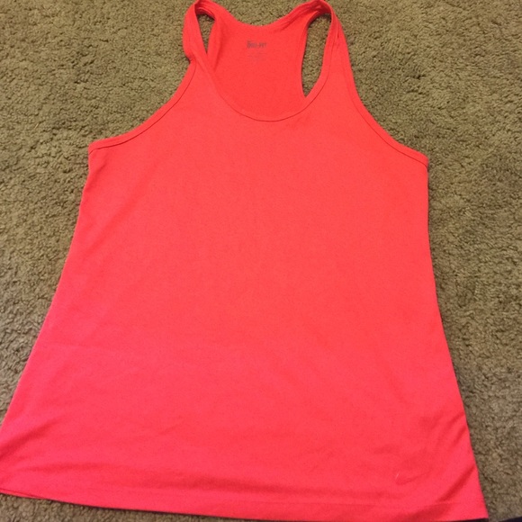 Nike tank