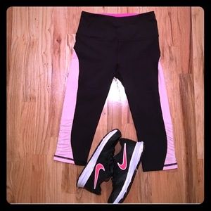 VSX Sport Knockout Crop Leggings!