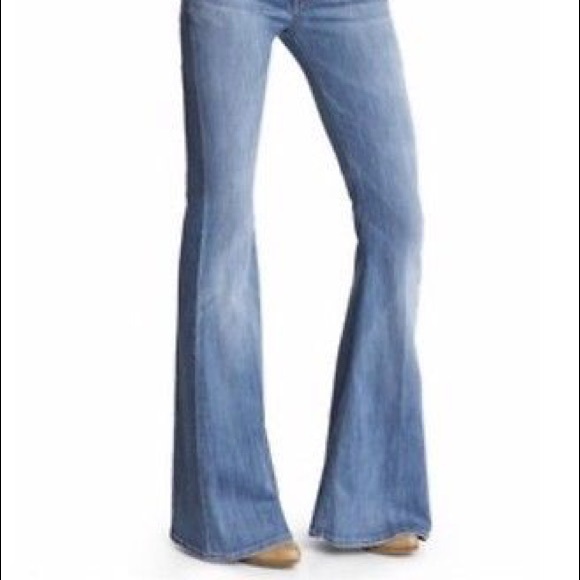 7 For All Mankind Bell Bottom 30x35