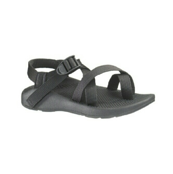 Black Chaco womens Z/2 Yampa Sandal size 8