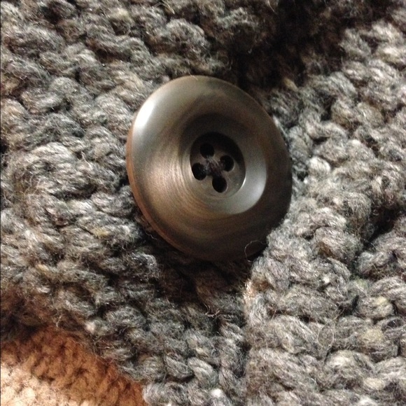 Wraparound Knit Neck Scarf - Picture 2 of 4