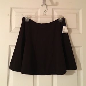 NWT* H&M Black Mini Skater Skirt