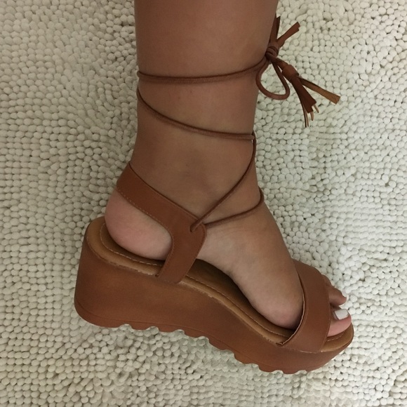 Super cute wrap wedges!